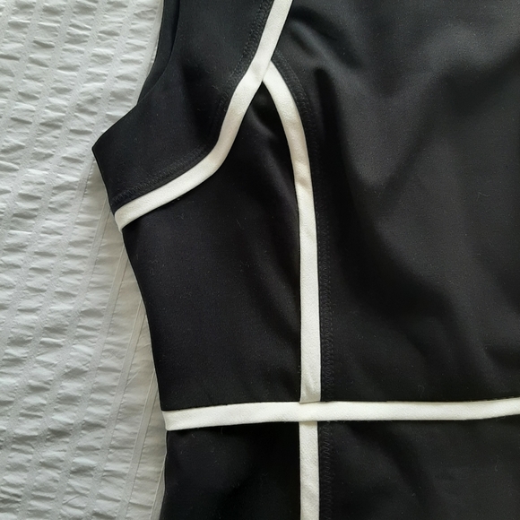 Calvin Klein Knee Length Dress, Size 4 - Picture 3 of 6